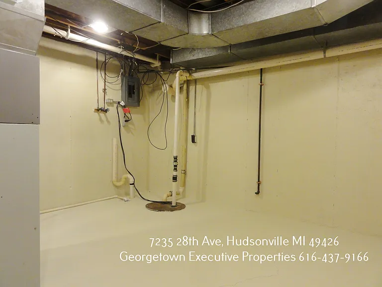 7235 28th Ave — Photo 36