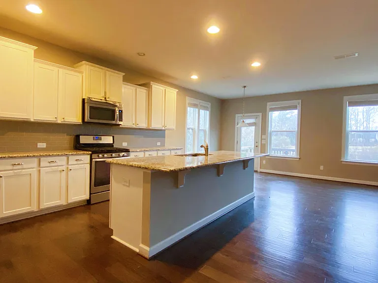 8012 Hergety Dr — Photo 2