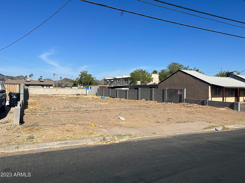 2nd image of 9425 N 9TH Avenue #39