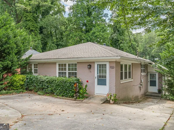 1121 Glendale Dr, East Pt, GA 30344