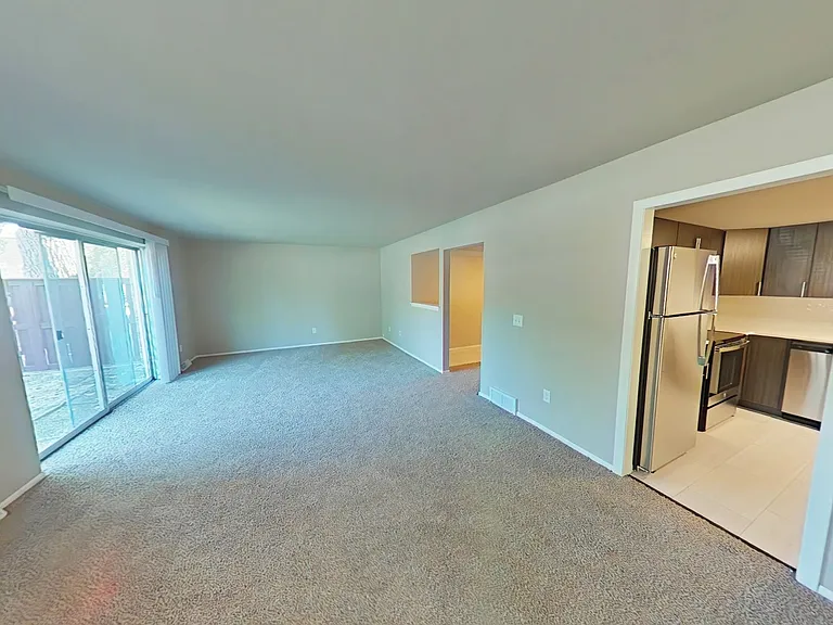 Woodland Reserve Apartments — Photo 61
