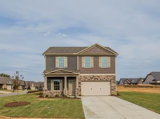 320 Breton March Ct, Boiling Springs, SC 29316