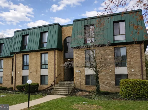 1034 Brinker Dr APT 202, Hagerstown, MD 21740