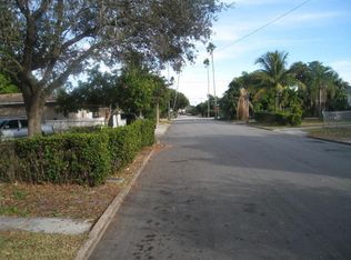 521 44th St, West Palm Beach, FL 33407