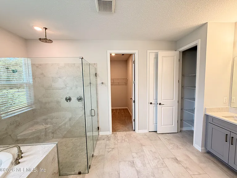 1352 Arklow Cir — Photo 13