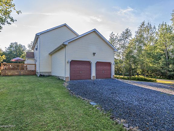 4th image of 637 Scenic Dr