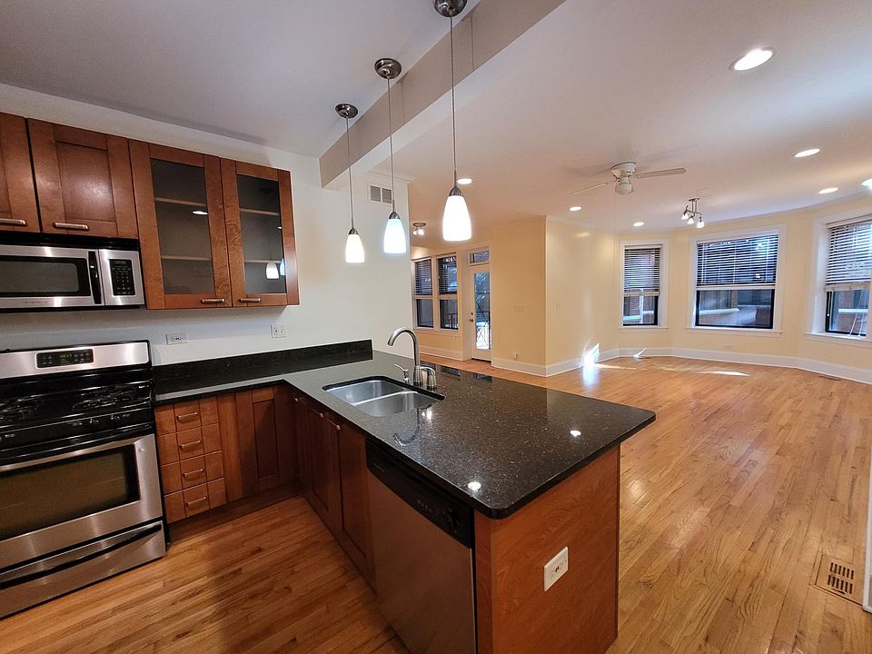 1st image of 1142 W Pratt Blvd #1A