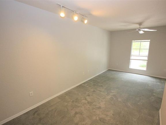 5th image of 402 S Armenia Ave Unit 124
