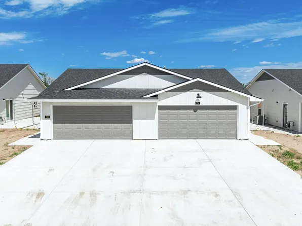 702 W 50th St S, Wichita, KS 67217