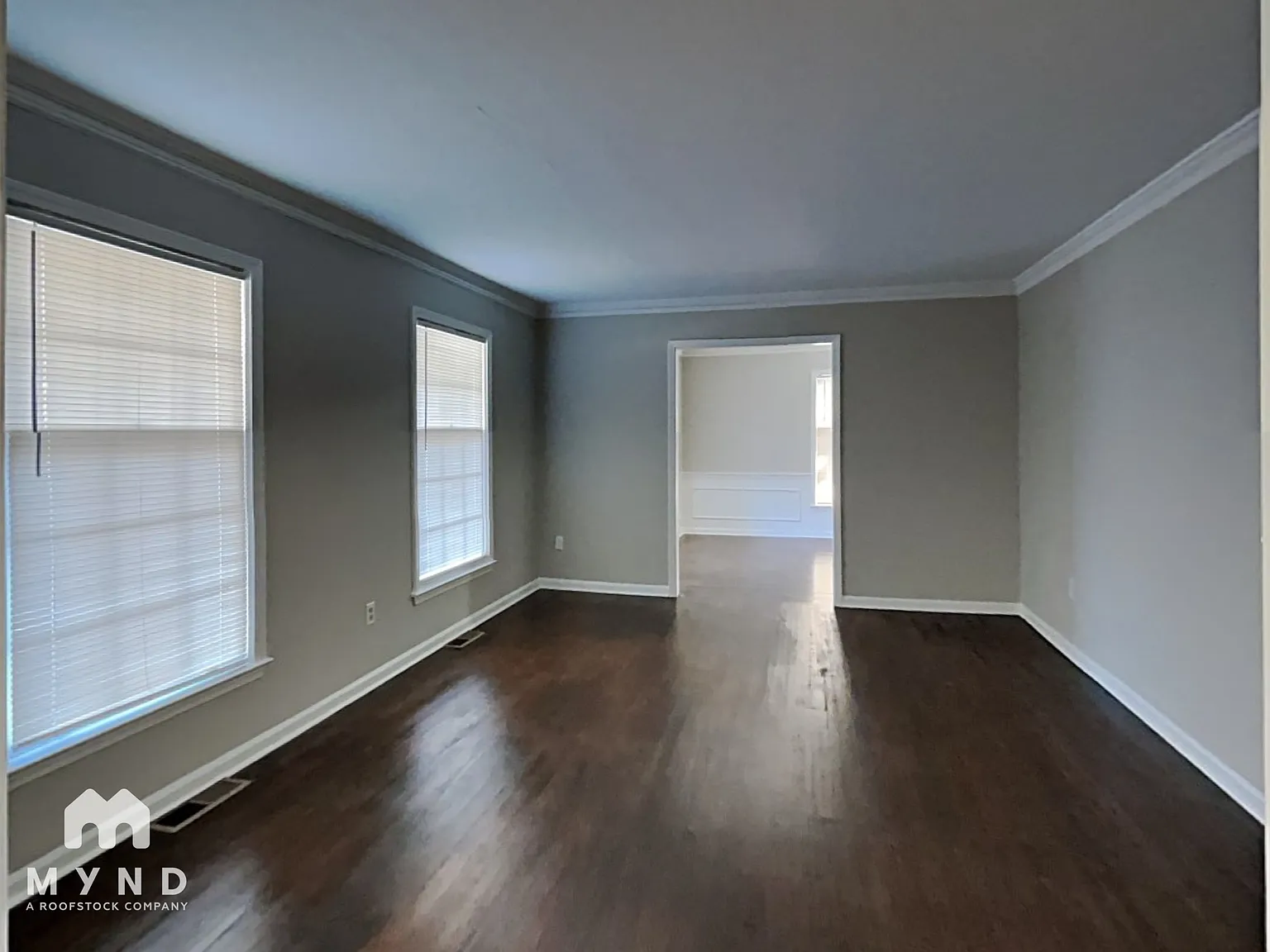 4 bed, 2.0 bath, 2600 sqft, $2,005 — Photo 4