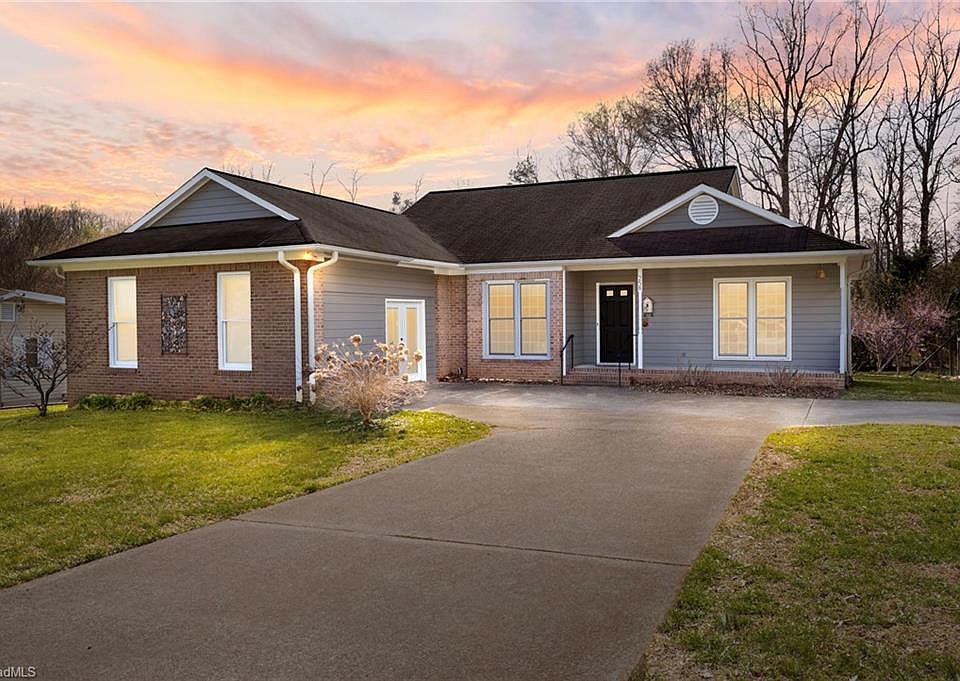 1st image of 258 Carter Cir