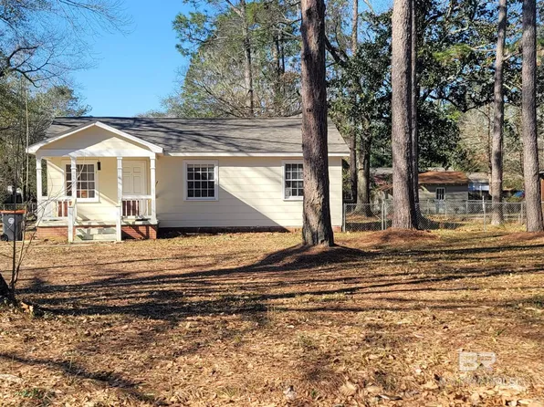 1103 Bradley Ave, Bay Minette, AL 36507