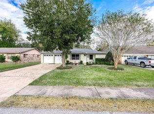 2525 Estate Dr, Deer Park, TX 77536