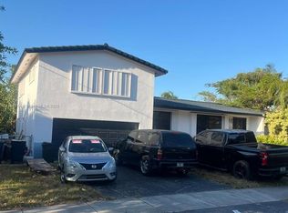 9971 Colonial Dr, Miami, FL 33157