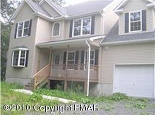 2812 Wobbly Barn Rd, Henryville, PA 18332