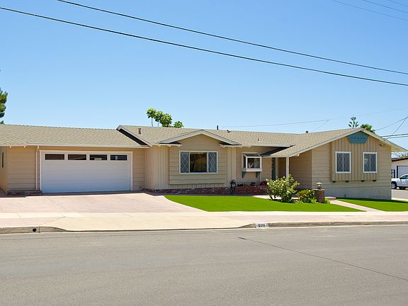 3rd image of 6111 Romany Dr