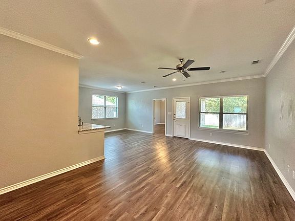 3rd image of 19462 King Ranch Dr