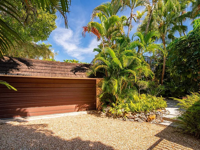 3441 Poinciana Ave — Photo 7