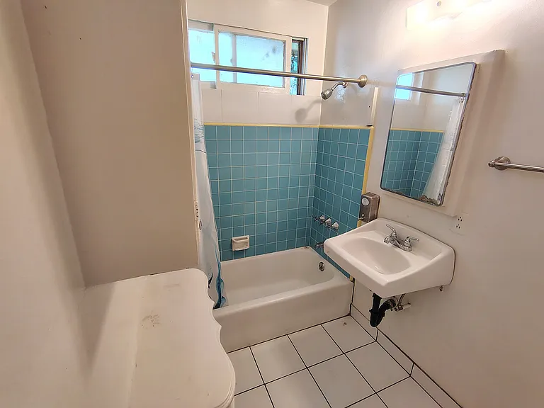 1511 S Bedford St #5 — Photo 10