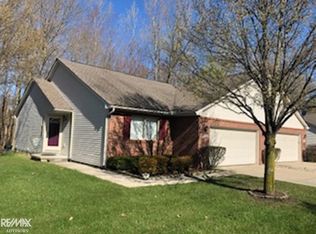 9654 Nook Rd, Clay, MI 48001