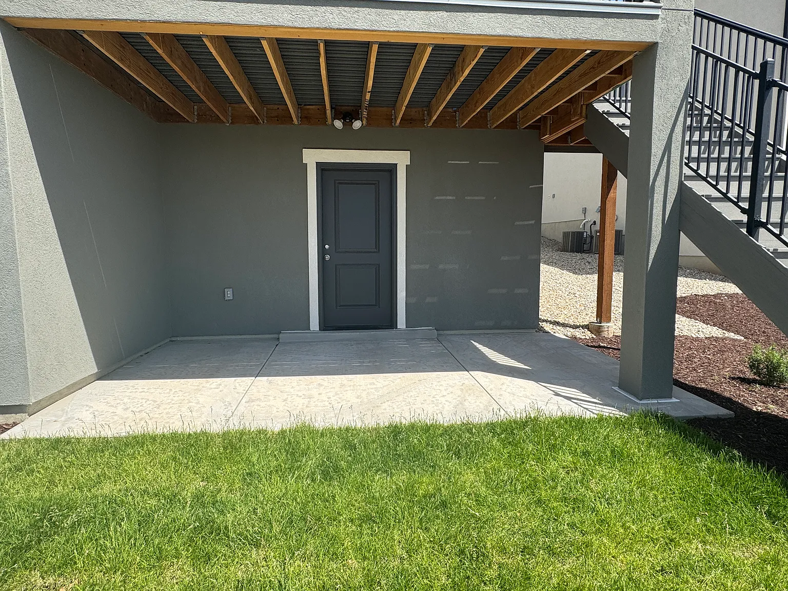 2 bed, 1391 sqft, $1,700 — Photo 2