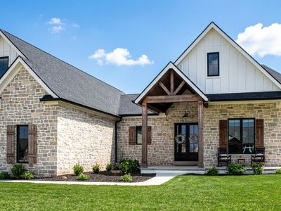 150 Lakeside Dr, Pittsboro, IN, 46167