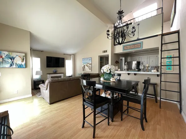 5417 Driftwood St, Oxnard, CA 93035