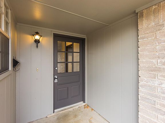 5th image of 1204 Fairbanks St
