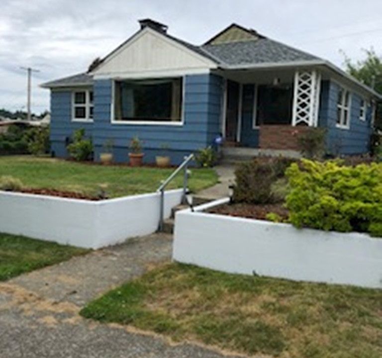 1st image of 2410 Veldee Ave