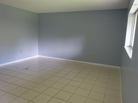 3rd image of 7641 NW 42nd Pl APT 248