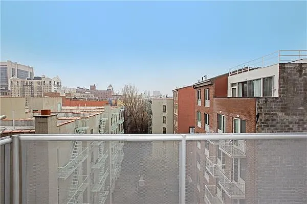 Rented by Evans Real Estate | media 16