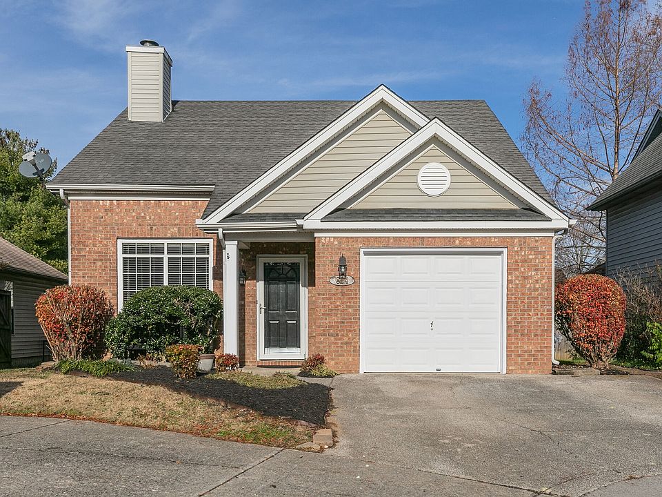 1st image of 824 Brandyleigh Ct