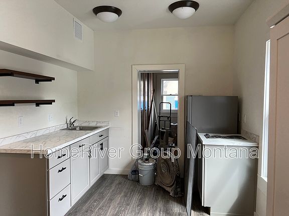 3rd image of 508 S 3rd St W #105