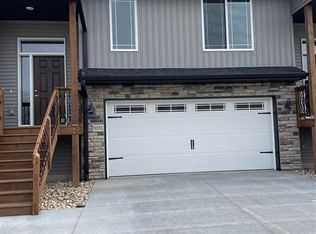 3155 Lampe Ln #C, Coralville, IA 52241