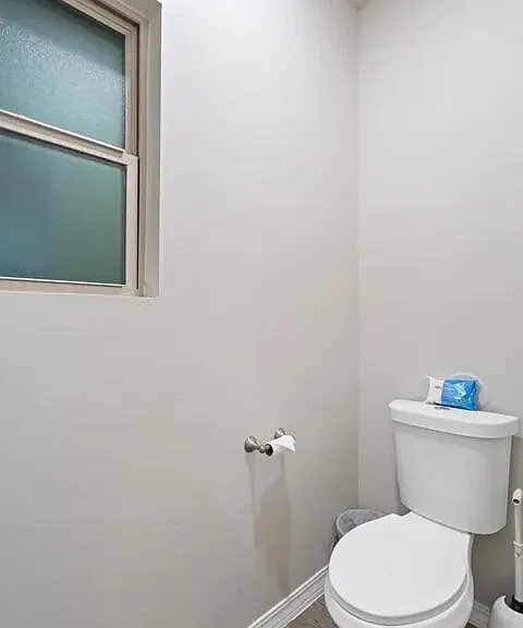 930 Bicknor Pl — Photo 30