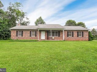 6772 Century Farms Rd, Felton, PA 17322