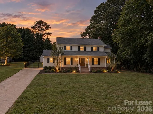 3501 Barrington Dr, Gastonia, NC 28056