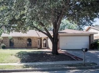 4312 Crabapple St, Fort Worth, TX 76137