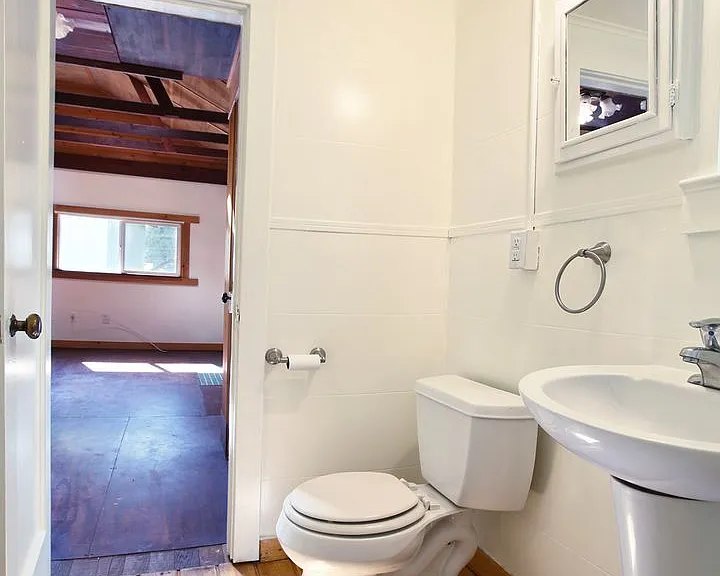 938 Madrona Beach Rd — Photo 13