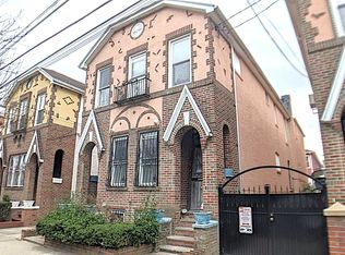 90 E 43rd St #1A, Brooklyn, NY 11203