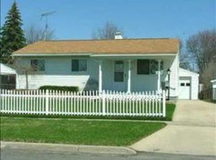 1090 Commonwealth Ave, Ypsilanti, MI 48198