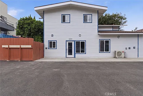 12400 Cumpston St Photo 1