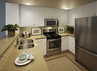 4012 Rivoli, Newport Beach, CA 92660