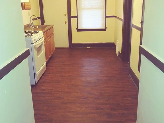 5th image of 2127-29 7th St #2127-1
