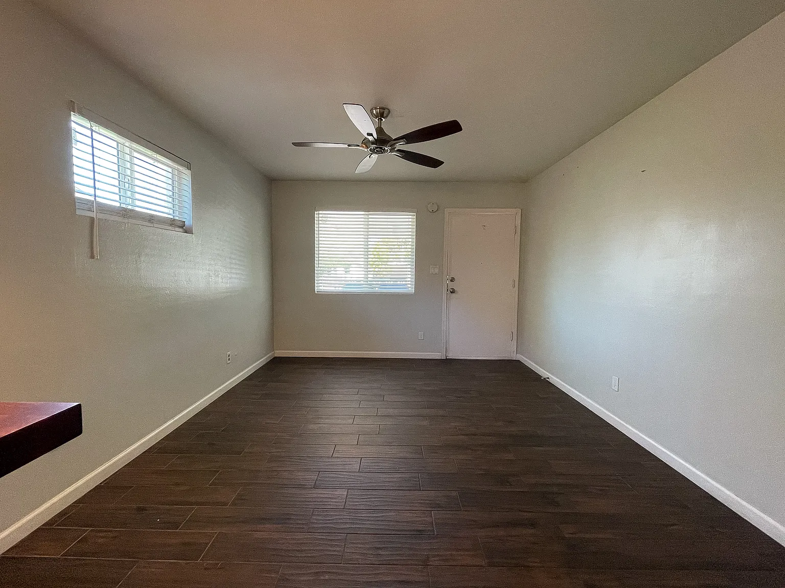 2 bed, 696 sqft, $1,590 — Photo 4