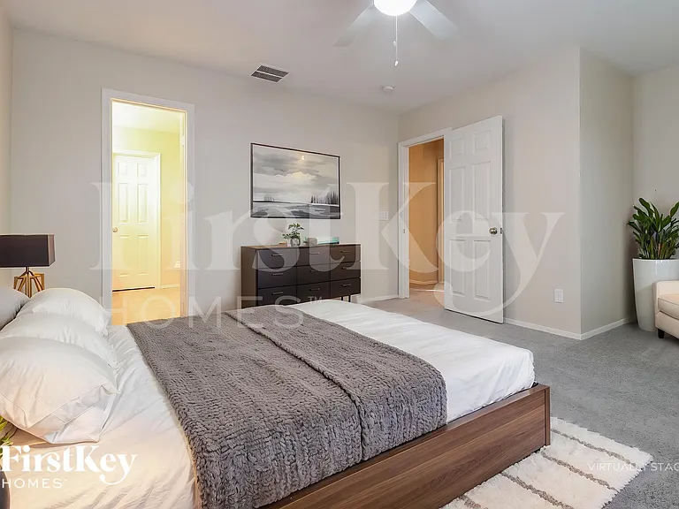 23768 W Desert Bloom St — Photo 11