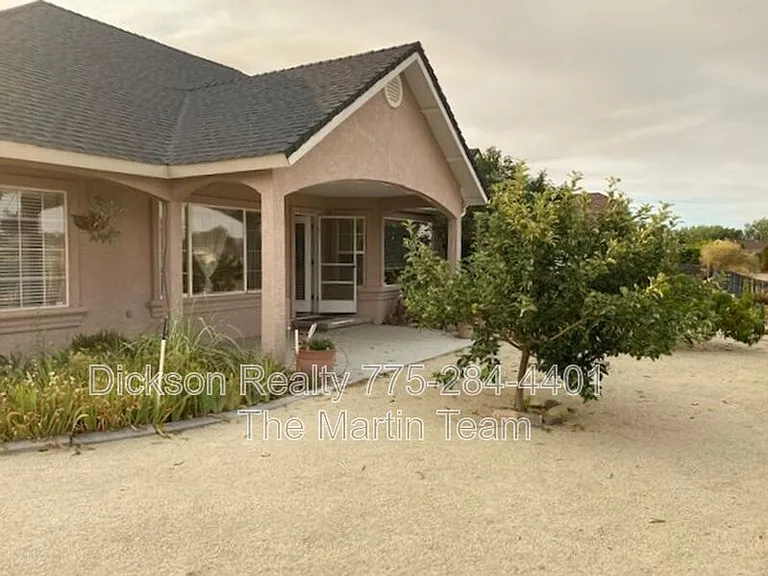 752 Divot Dr — Photo 11