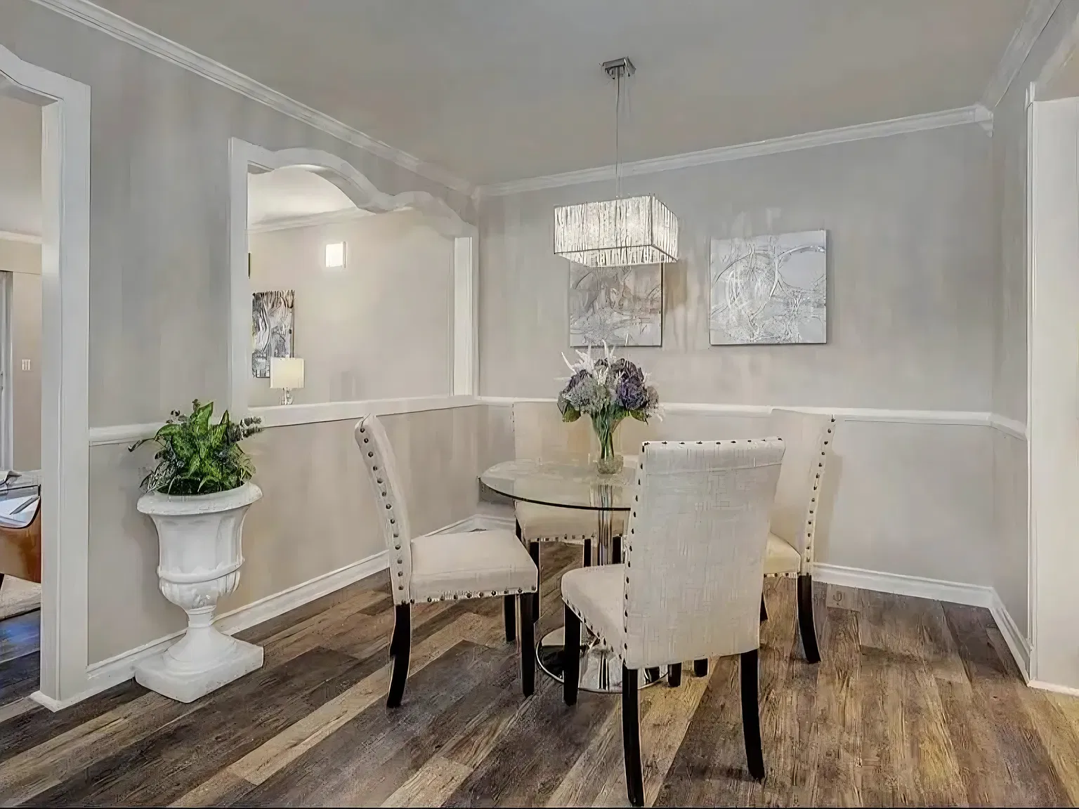 3 bed, 1026 sqft, $1,500 — Photo 4