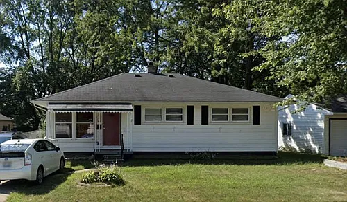 3340 Morrissey Ave Photo 1