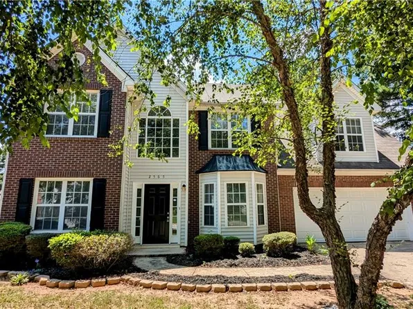 2565 Rainmaker Dr, Decatur, GA 30034